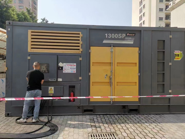 故城500KW发电机组冬季应该配多大的启动电瓶?